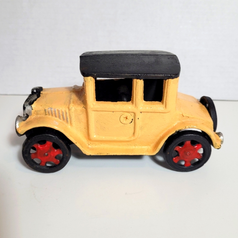 Vintage Cast Iron Model Toy Car with Turning Wheels